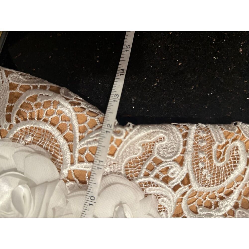 HELSI Gilt Sloane Lace Midi Dress in White Floral bachelorette Size XS NWOT - Picture 6 of 6